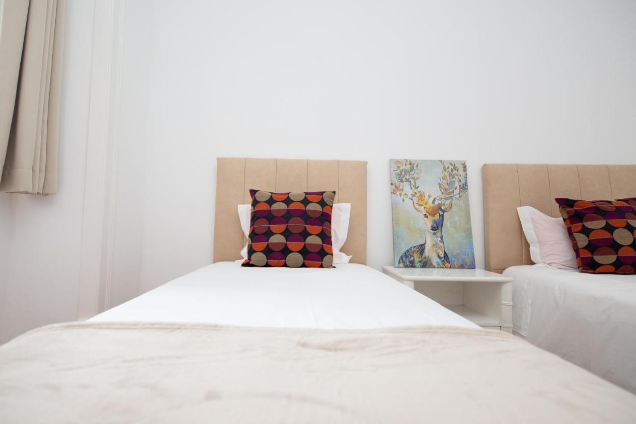 ליסבון Inn-Chiado Boulevard Guest House מראה חיצוני תמונה