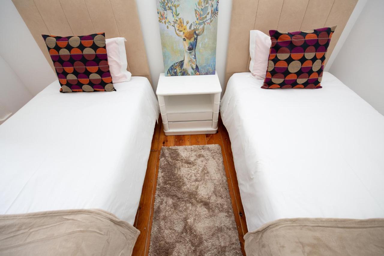 ליסבון Inn-Chiado Boulevard Guest House מראה חיצוני תמונה